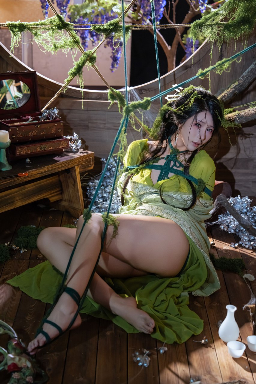 云溪溪 #奶桃桃 苔缚